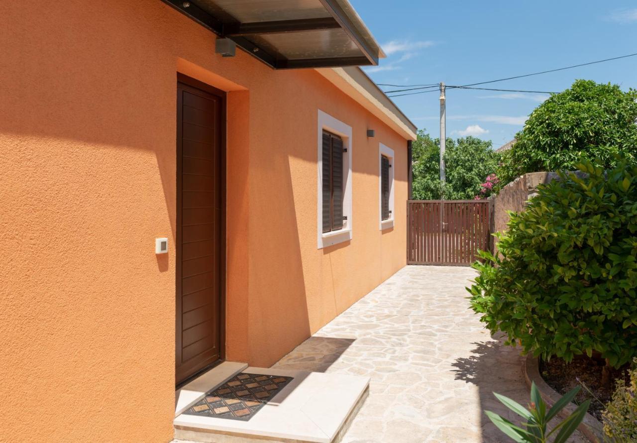 Villa Arancia Kozino ภายนอก รูปภาพ