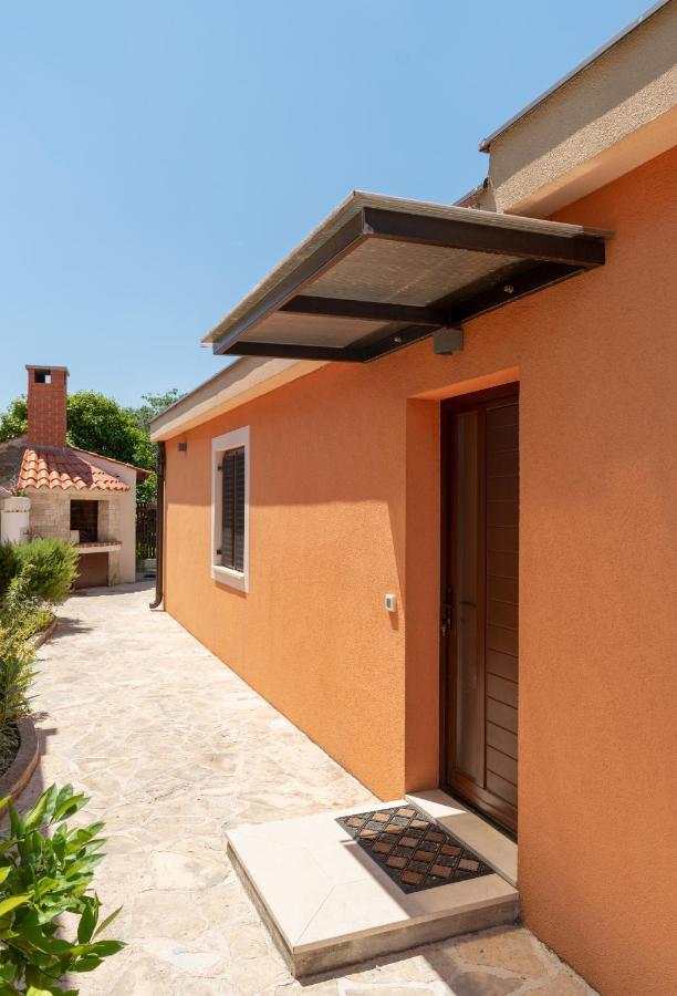 Villa Arancia Kozino ภายนอก รูปภาพ